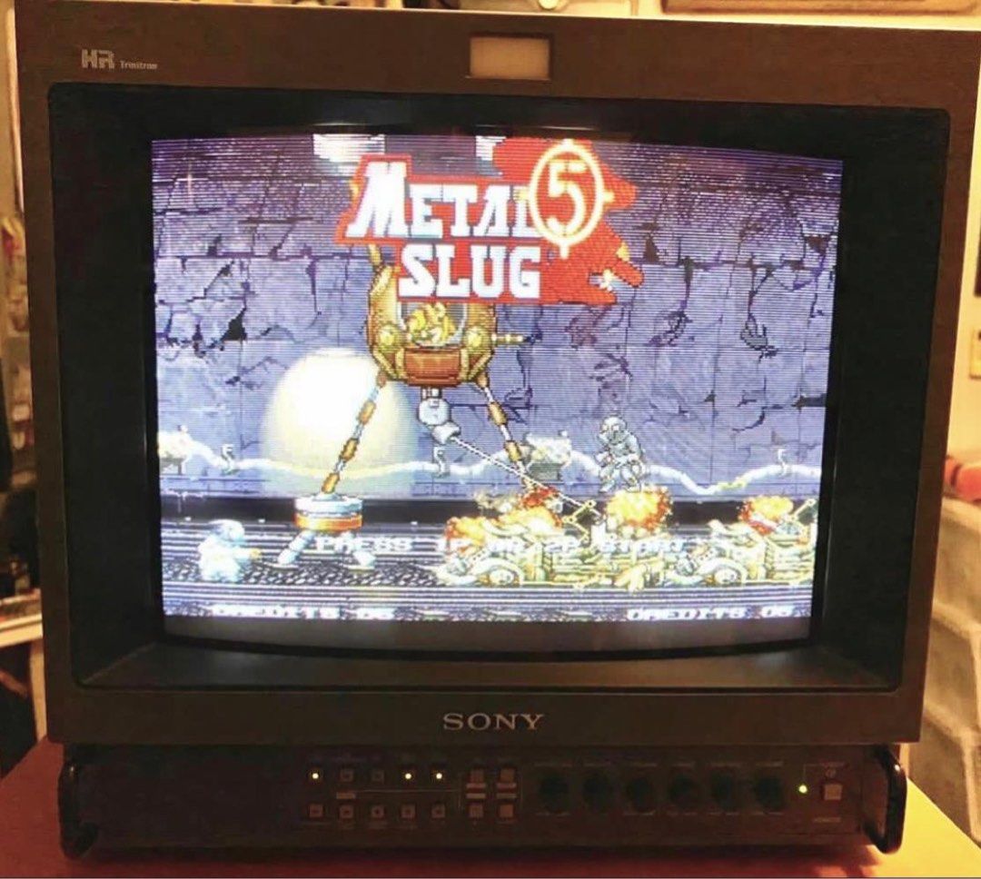 SONY PVM-1354Q HR TRINITRON 13