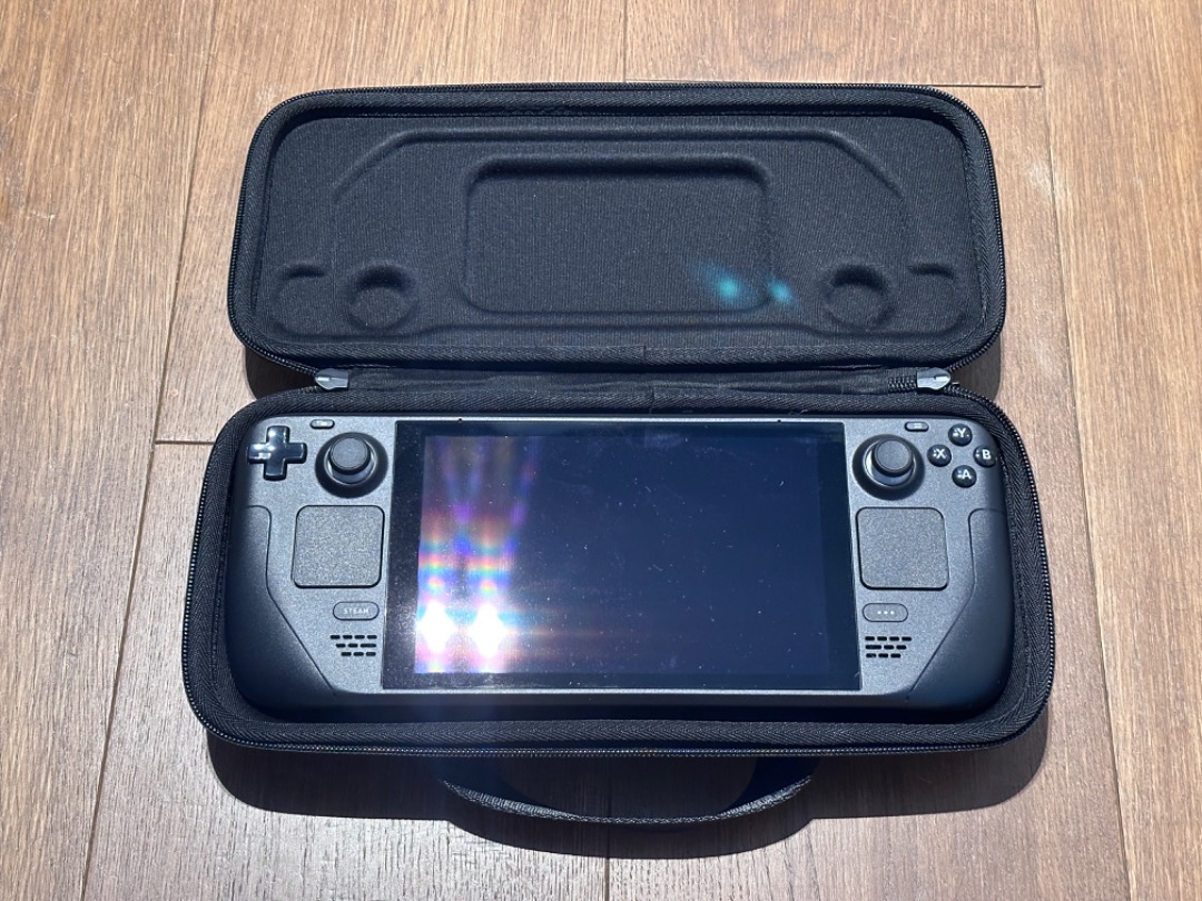 Steam Deck 256GB, 電子遊戲, 電子遊戲機, 其他- Carousell