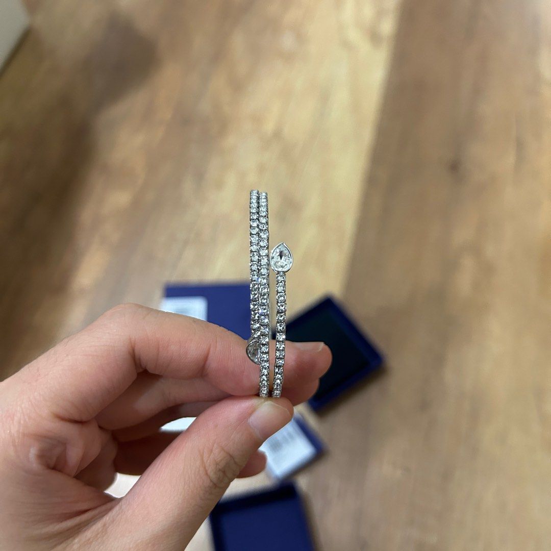 Swarovski twisty cuff drop cry new arrivals