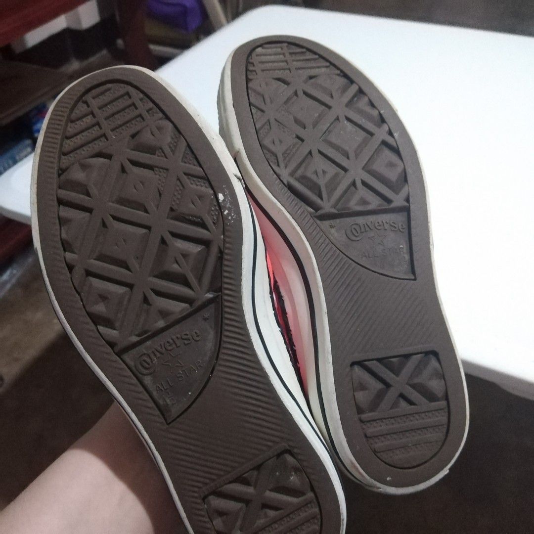 take all 2 shoes original vans and converse shoes 799 size w7