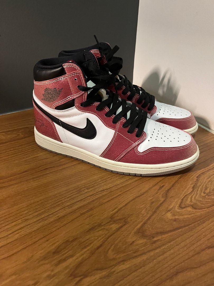trophyroom jordan 1