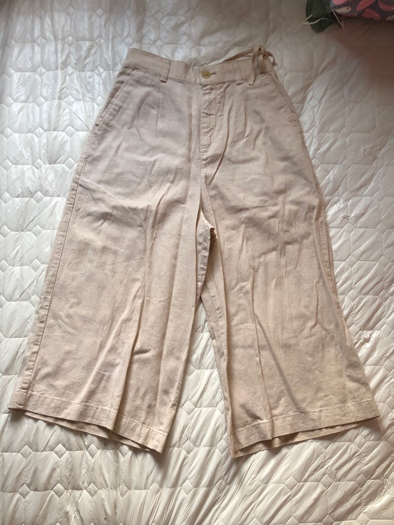 Uniqlo Cream Pants on Carousell