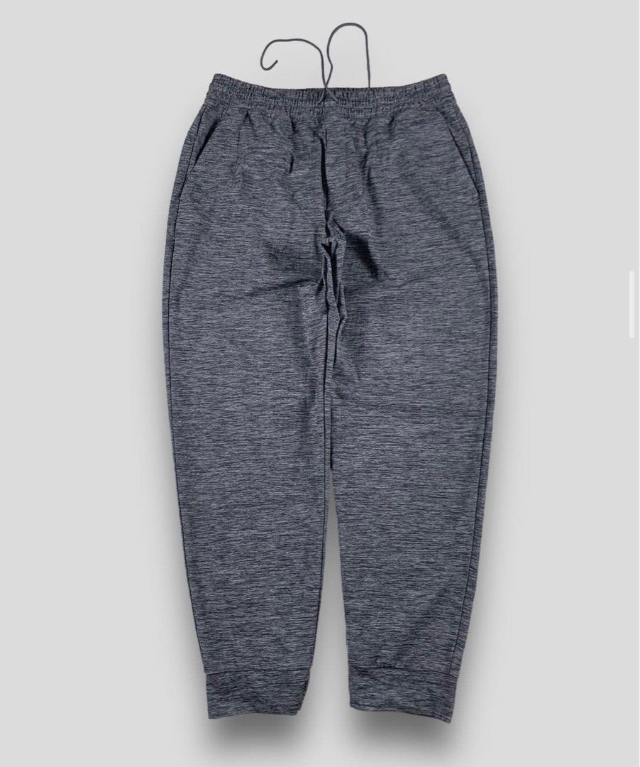 Uniqlo tracksuit shop