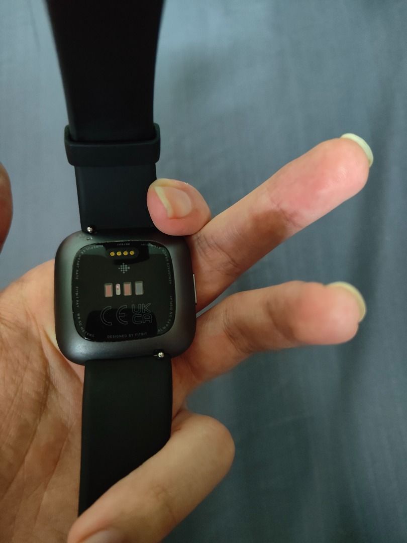Used fitbit versa 2 2025