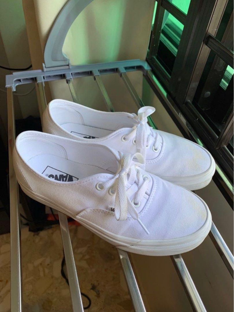 Vans authentic core classics white top