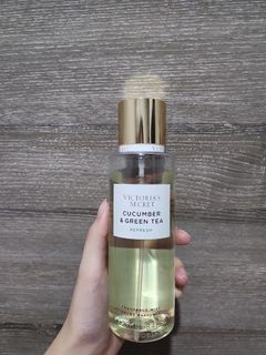 Victoria's secret cucumber & green tea fragrance mist