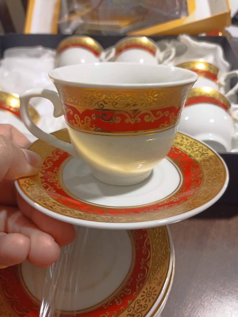 https://media.karousell.com/media/photos/products/2023/8/1/vintage_espresso_cups_set_6_cu_1690898248_a6405563.jpg