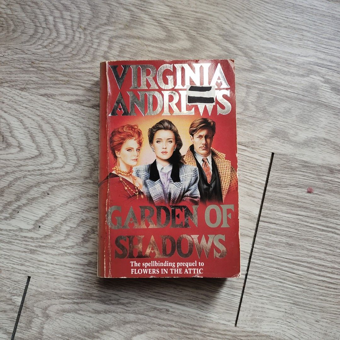 Virginia Andrews Garden of Shadows, Hobbies & Toys, Books & Magazines