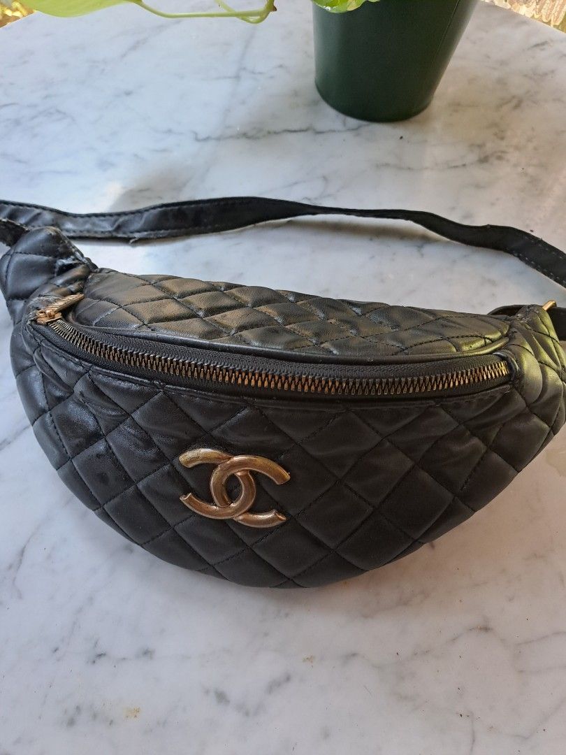 Waist bag Chan*el, Barang Mewah, Tas Dompet di Carousell