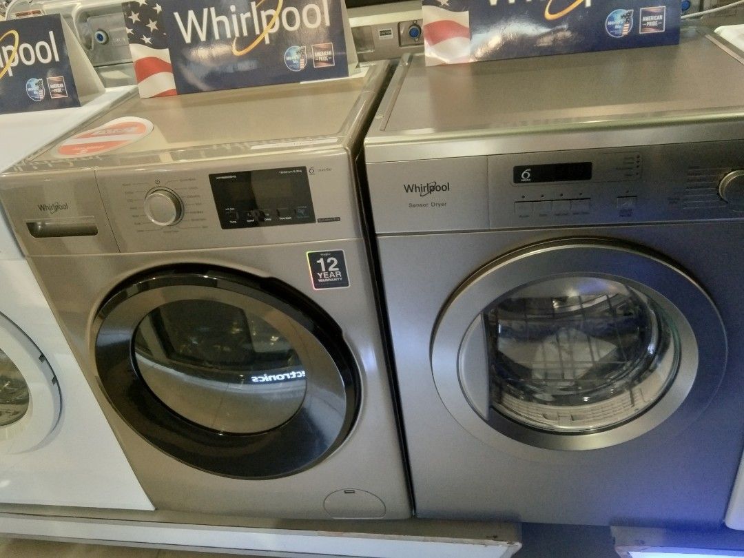 Front loading washing machine whirlpool