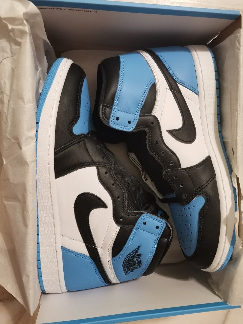 Unc aj top