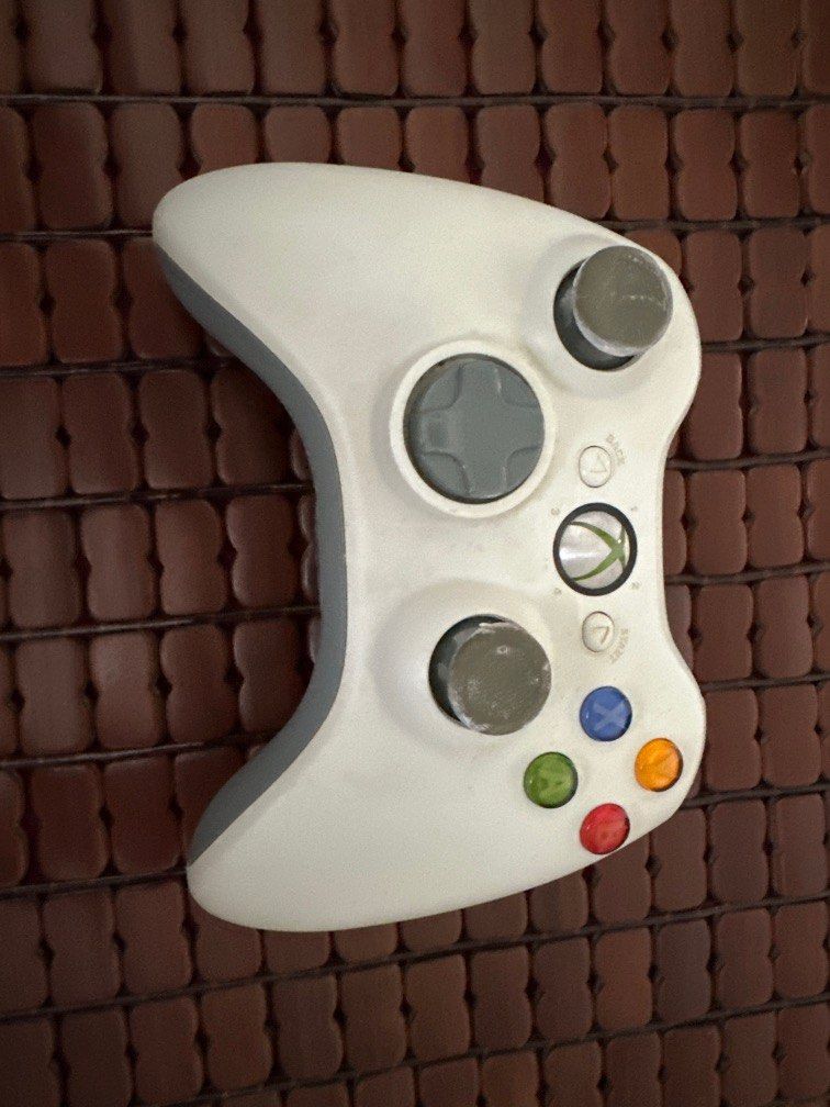 Xbox 360 controller, Video Gaming, Gaming Accessories, Controllers on ...
