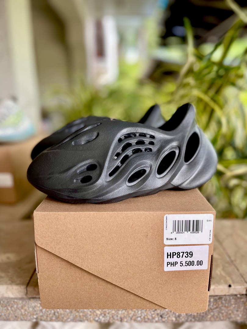 Yeezy Foam Runner, Women's Fashion, Footwear, Sneakers on Carousell