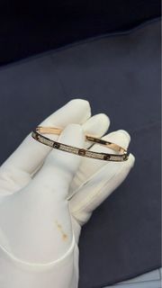 (Category: ) located in . Submitted by authentic_fine_jewelry (Listing ID 1157757965, Image 1). Description: .