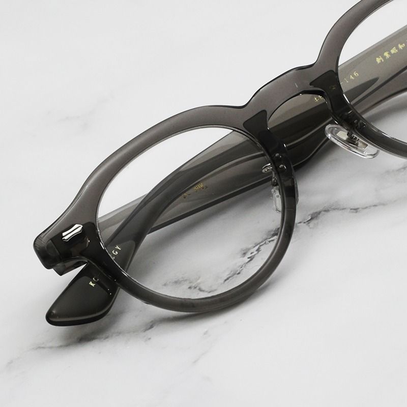 金子眼鏡KC77 CGY, SIZE: 46-23-146 賽璐珞, 男裝, 手錶及配件, 眼鏡