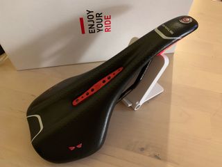 （分類：）位於 。 由 anxlam 提交（商品編號 1248136167，圖片 1）。簡介： 。