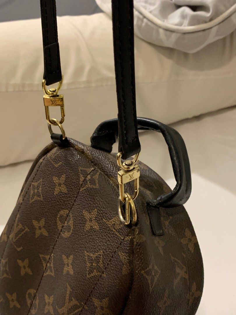 Michael Kors Rhea Mini VS Louis Vuitton Palm Spring Mini, Convertible  Backpack