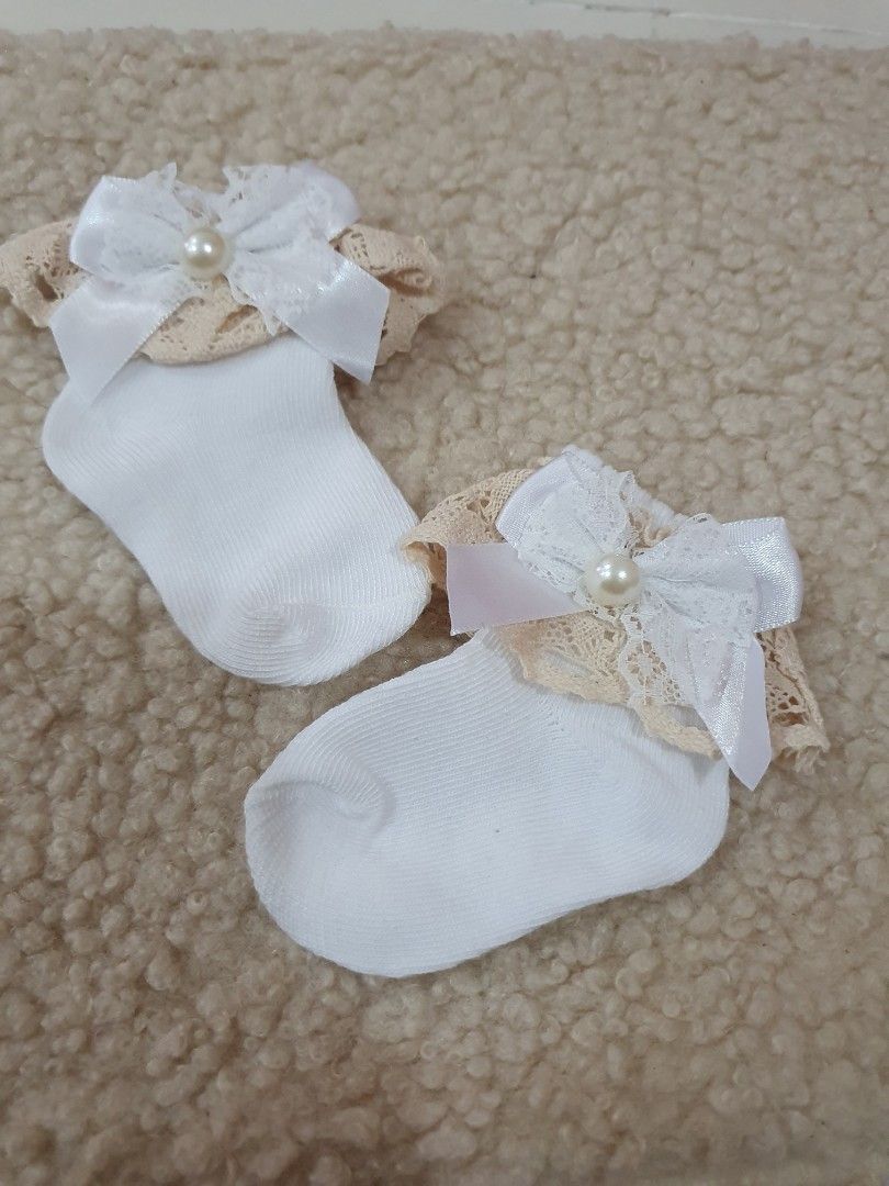 Baby girl shop white ruffle socks