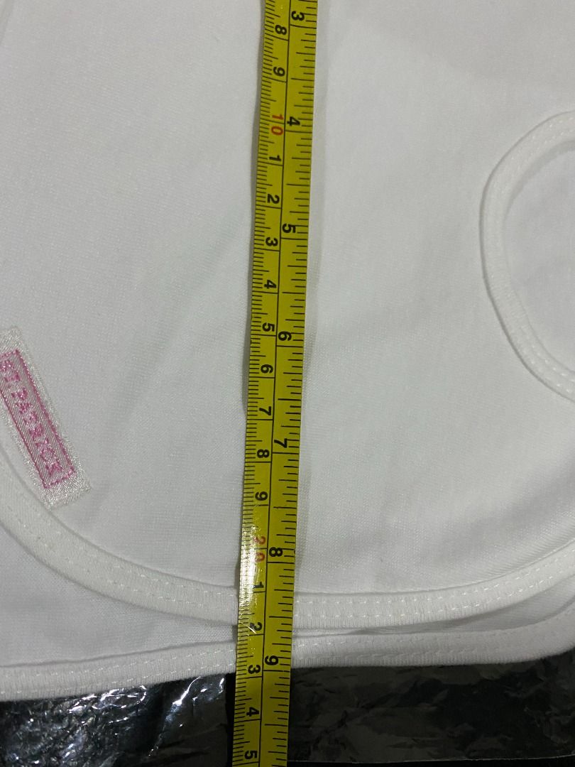 baby newborn bib burp pad (Category: Breastfeeding & Bottle Feeding) located in Makati City. Submitted by mighty.simpletrading (Listing ID 1248099685, Image 3). Description: location: makati city brand: st. patrick baby bib with square burp pad color: white price: 240php with free enfant baby soap size: baby bib 21cm , square burp pad 23x23cm .