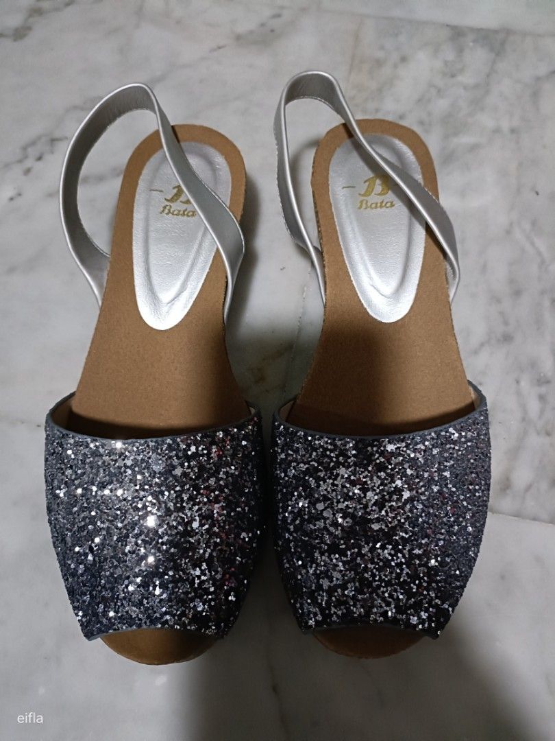 Wedges store bling bling