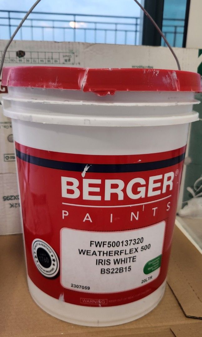 Berger outdoor paint (IRIS White 15L), Everything Else on Carousell