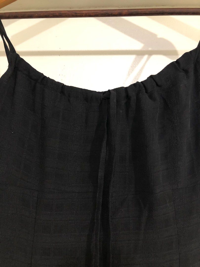 Black sexy dress (Category: Dresses) located in Manila. Submitted by deeclutter1 (Listing ID 1248152934, Image 2). Description: .