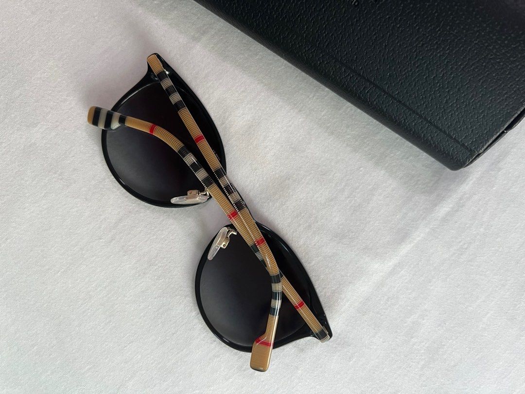 Burberry sunglasses
