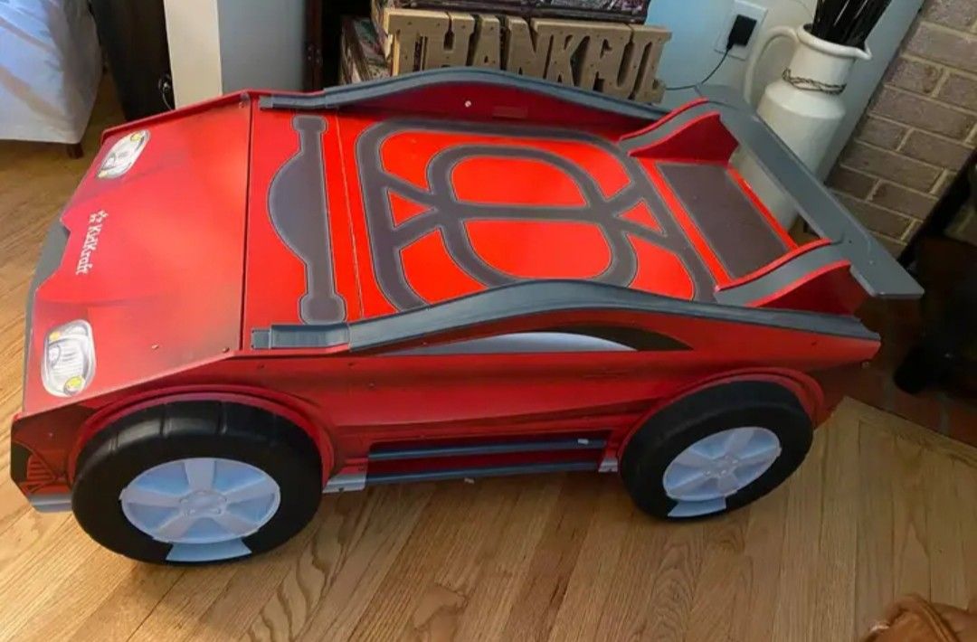 Kidkraft speedway hot sale