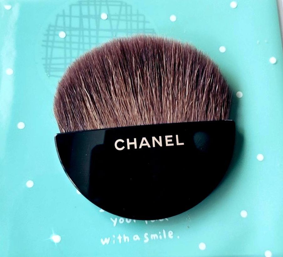 Chanel Brush, Beauty & Personal Care, Face, Makeup on Carousell