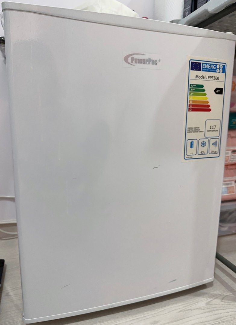 Chest freezer / Mini Bar, TV & Home Appliances, Kitchen Appliances