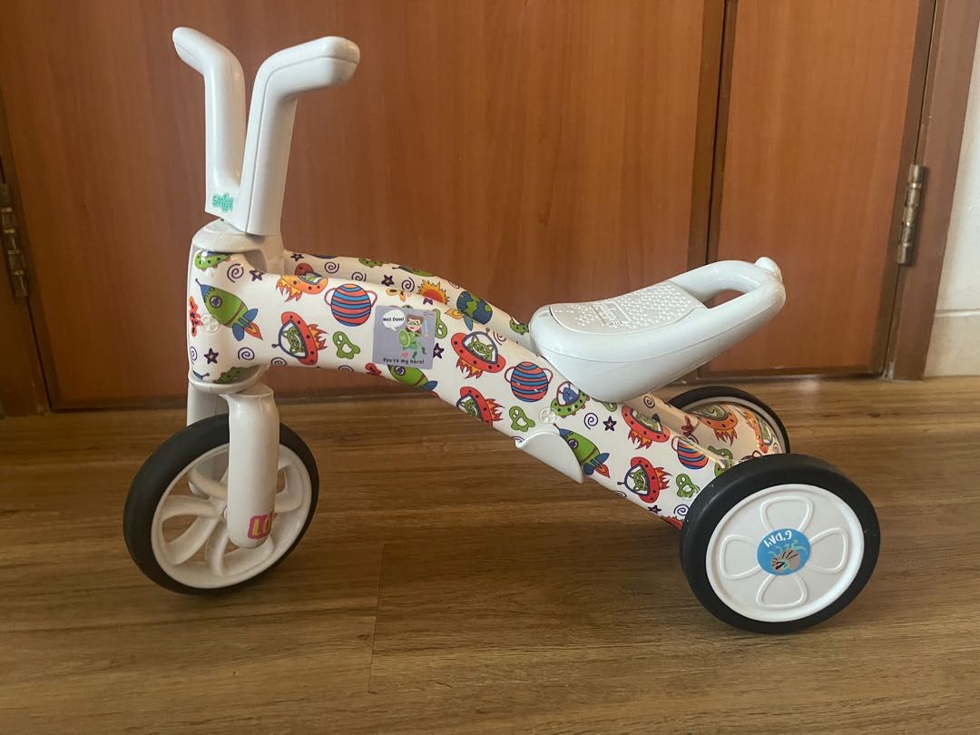 Chillafish Bunzi Fad Edition 2 in 1 gradual balance bike and tricycle