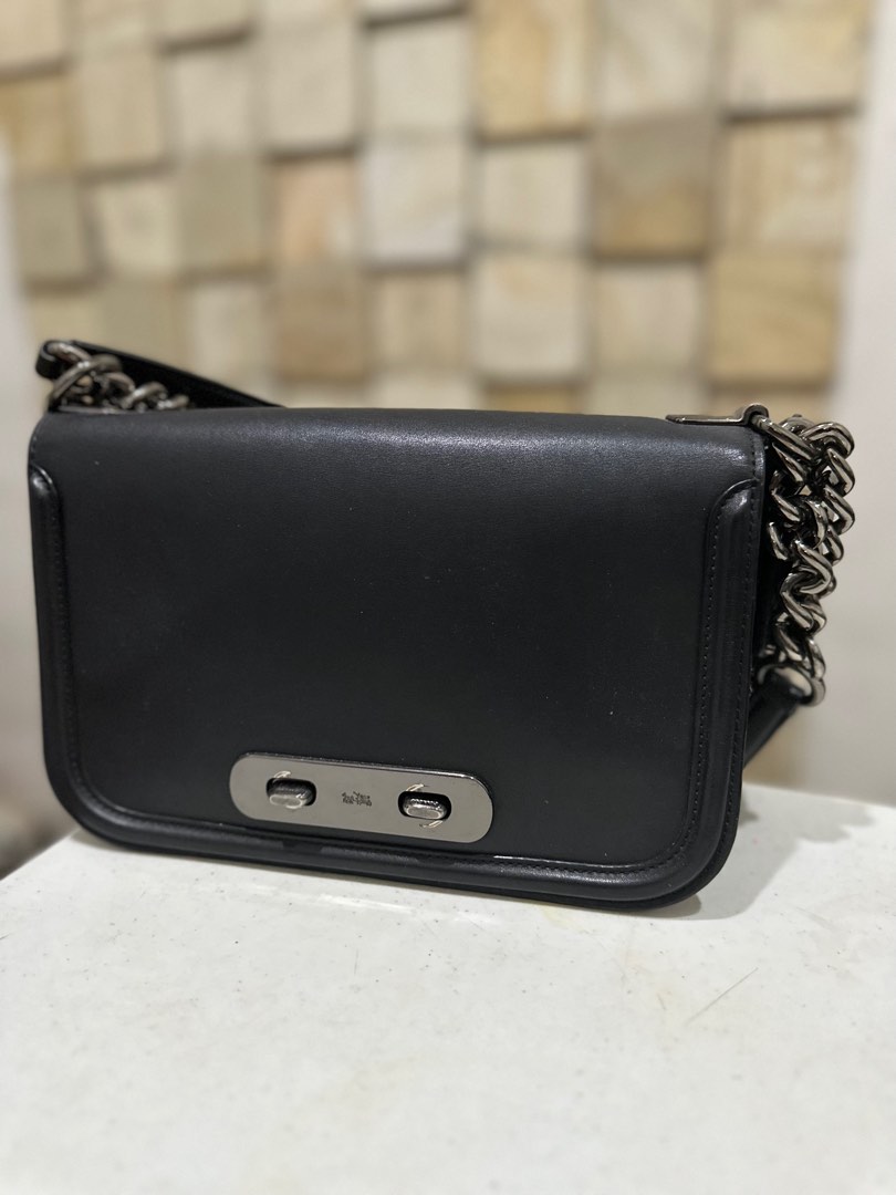 Coach swagger 25 on sale