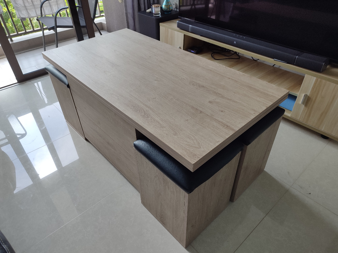 Coffee table converts to dining table, Furniture & Home Living