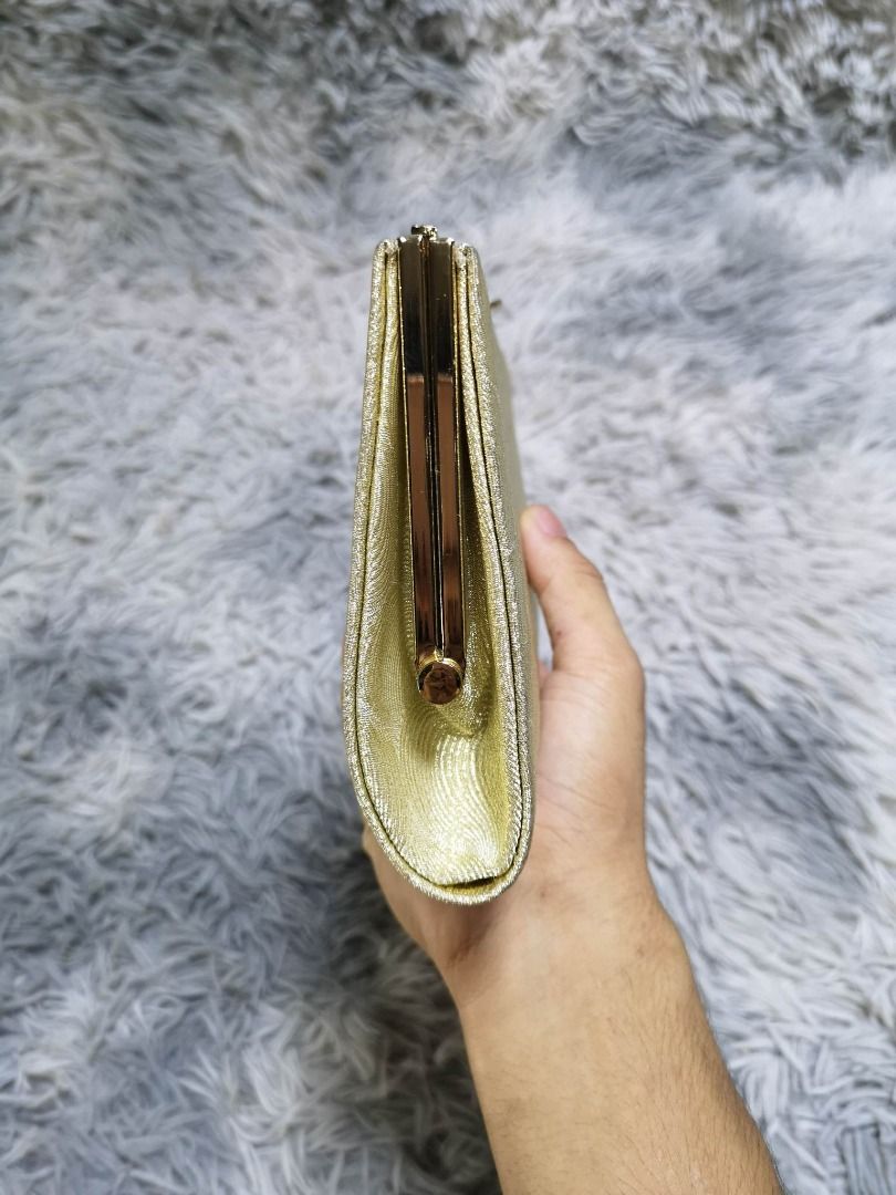 Cream Chain Turn Lock Clutch, Women's Fashion, Bags & Wallets, Clutches ...