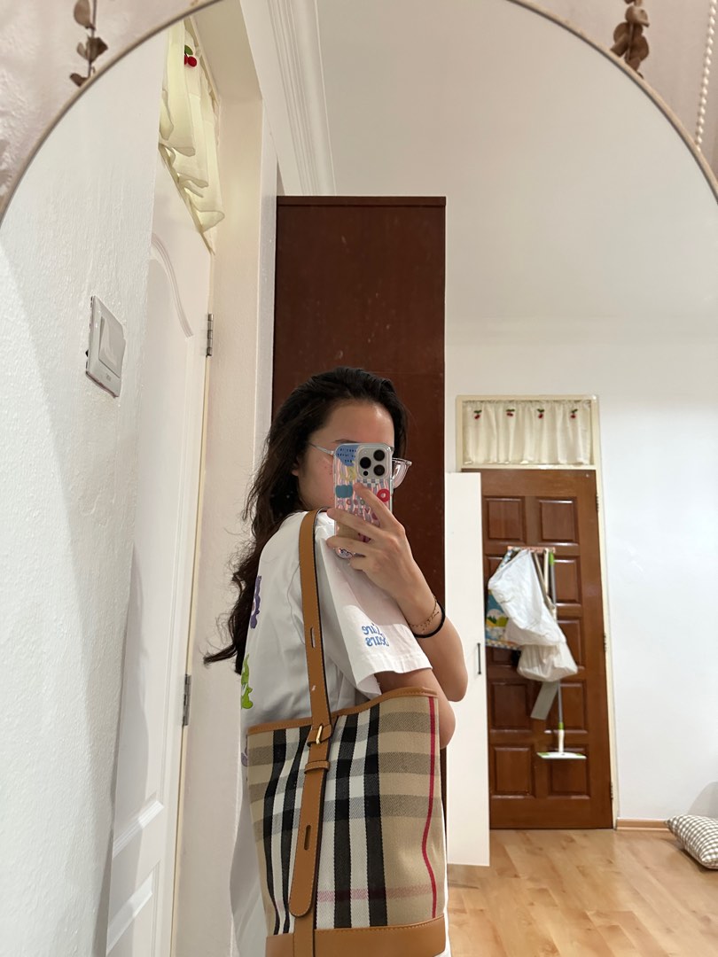 Dr. Jewel checkered bag, Women's Fashion, Bags & Wallets, Crossbody