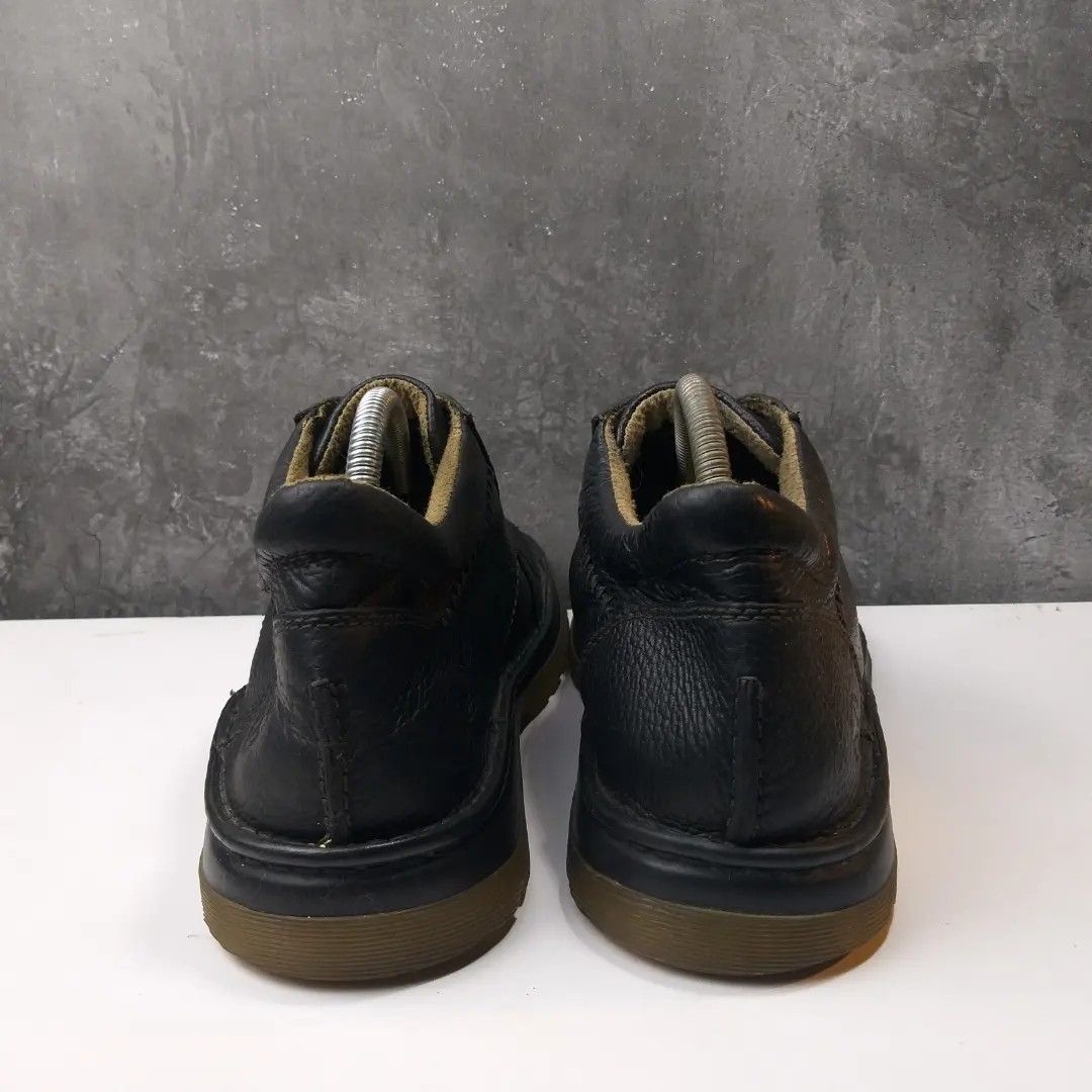 Dr discount martens 12083