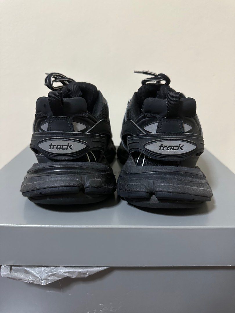 EUR 39 Balenciaga Track All Black