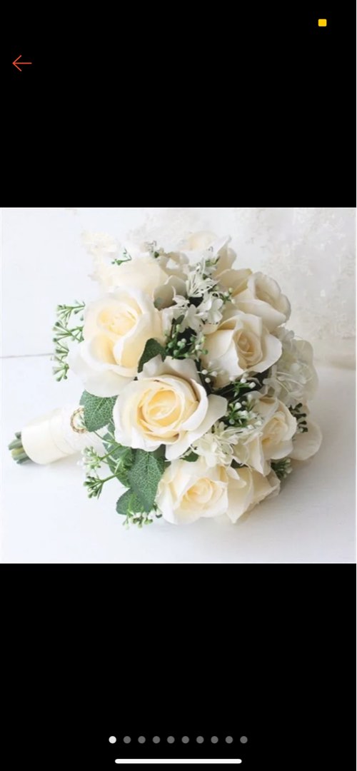 Fake white flower bouquet, Hobbies & Toys, Stationery & Craft, Flowers