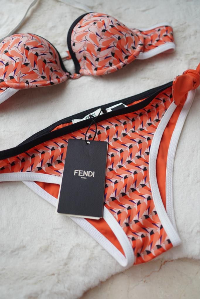 FENDI bikini size XS/S, 女裝, 泳裝, 泳衣- Carousell