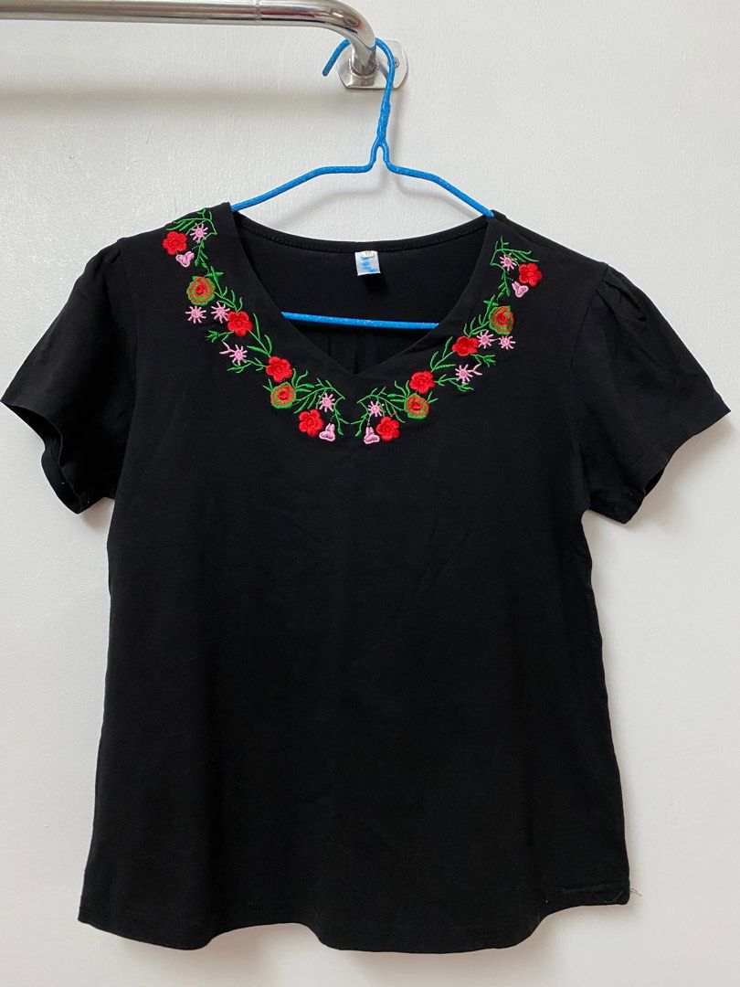 Embroidered flower t shirt clearance