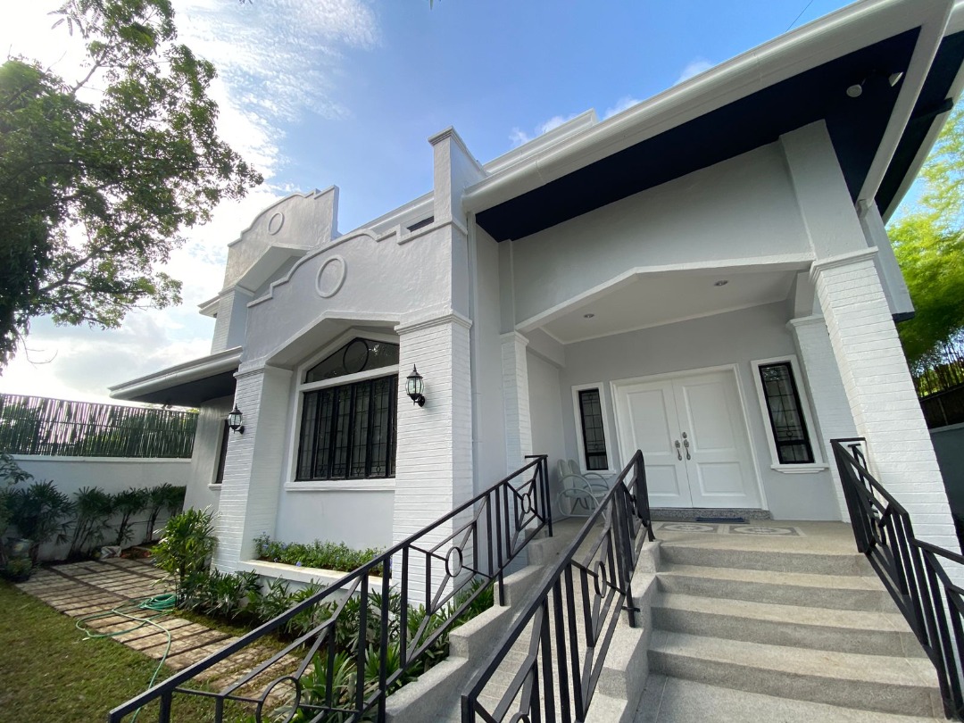 For Rent 5BR Fully Furnished in Ayala Alabang Village BQo5r2MW