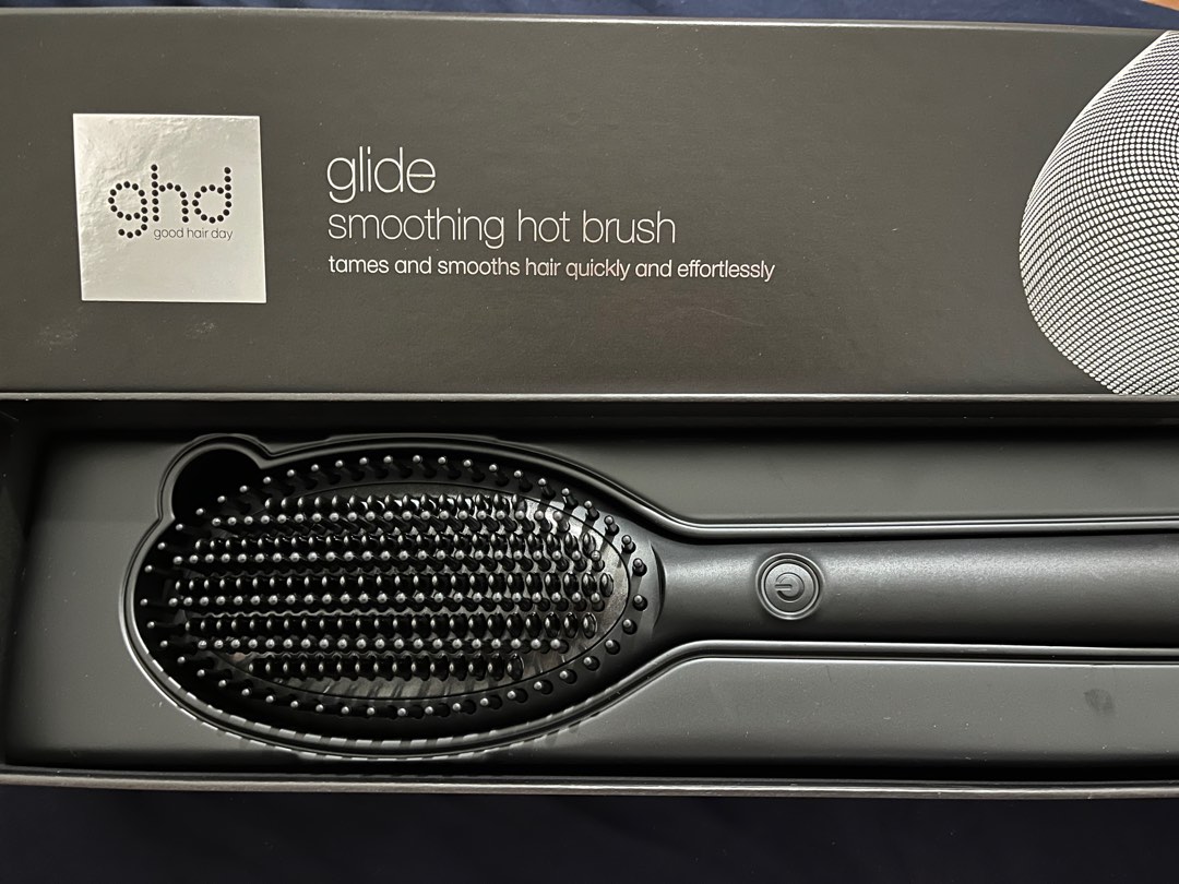 GHD Glide Smoothing Hot Brush Beauty Personal Care Hair on