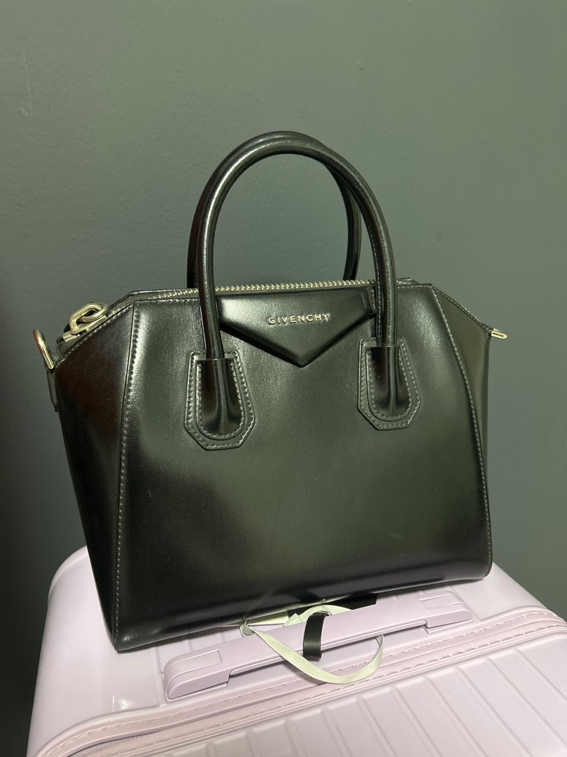 Givenchy Small Antigona bag Women s Fashion Bags Wallets