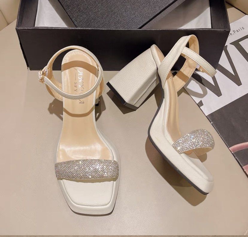 Glitter block outlet