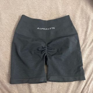 （分類：）位於 。 由 helenthrifts 提交（商品編號 1248182611，圖片 1）。簡介： 。