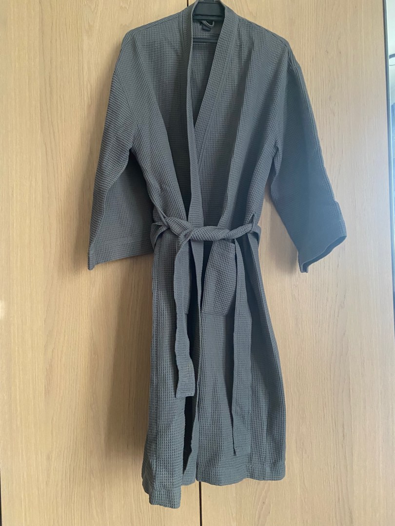 H&M After Bath Dressing Gown (Size S) - with a free gift, Beauty & Personal  Care, Bath & Body, Bath on Carousell