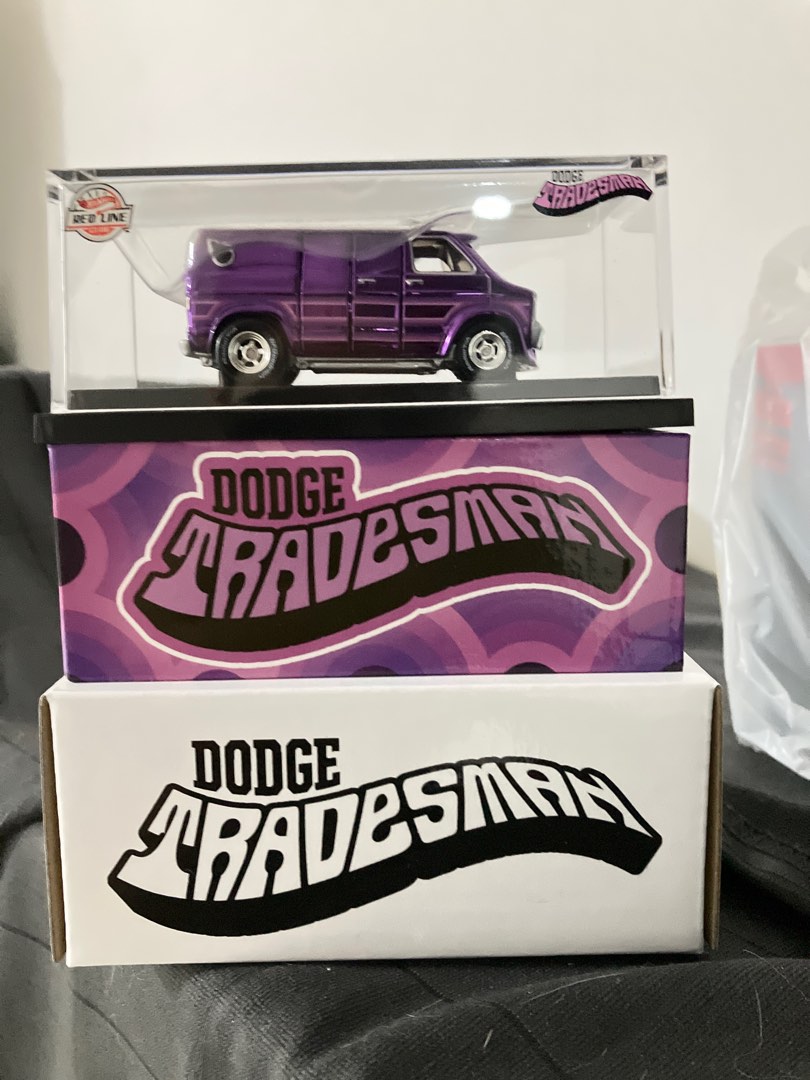 IN HAND*** Hot Wheels RLC Exclusive 70s Dodge Tradesman Van TIKI SURF Deco
