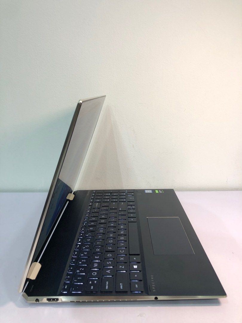 HP Spectre x360 Convertible 15-df1xxx (intel i7-9750H, 6core) Ram