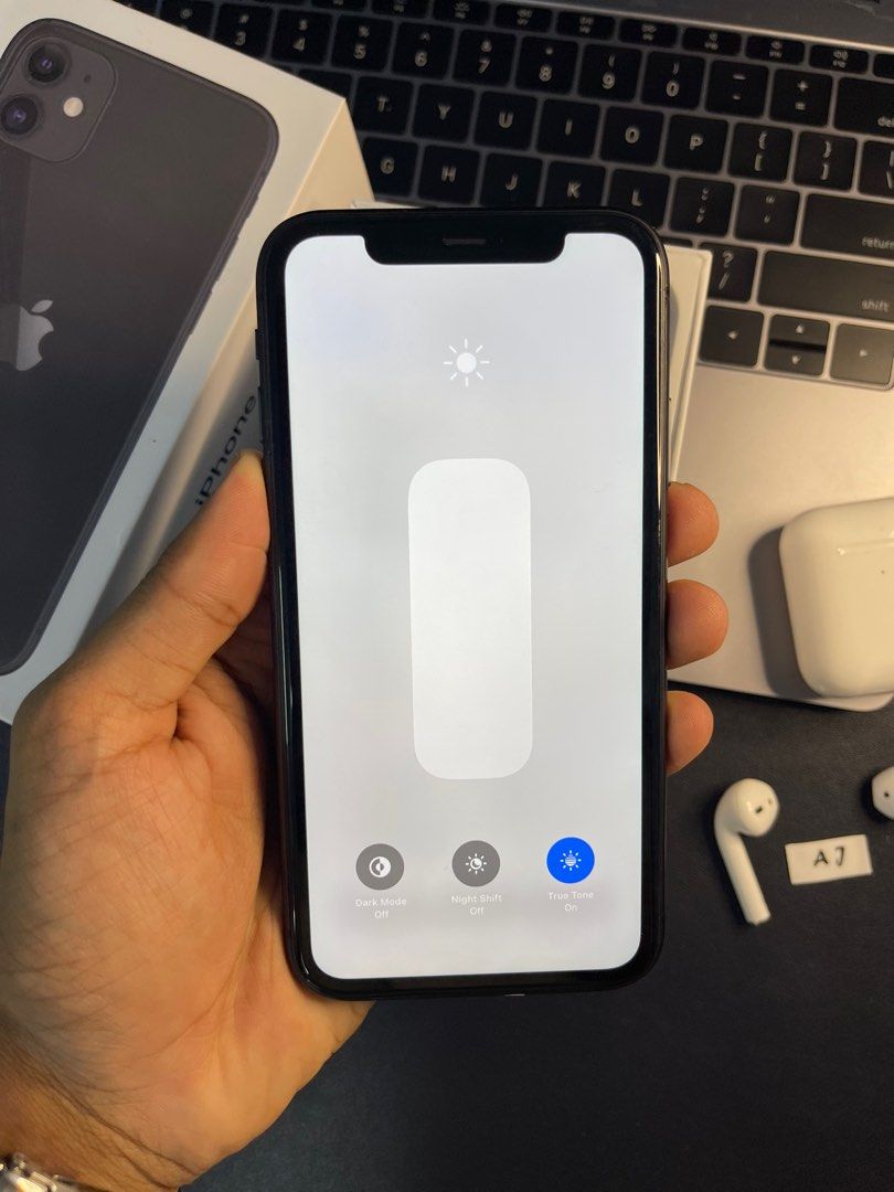 Iphone 11 128GB Myset, Mobile Phones & Gadgets, Mobile Phones, iPhone ...