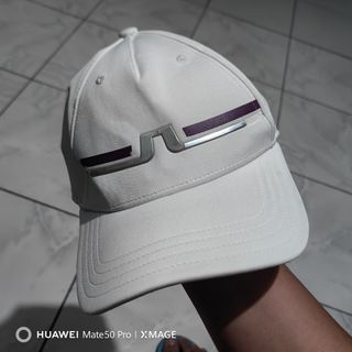 For legit check. Anyone has idea how much is this?, Men's Fashion, Watches  & Accessories, Caps & Hats on Carousell